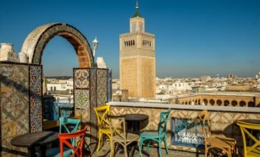 Tunis: Een Poort naar het Islamitische Erfgoed van Noord-Afrika